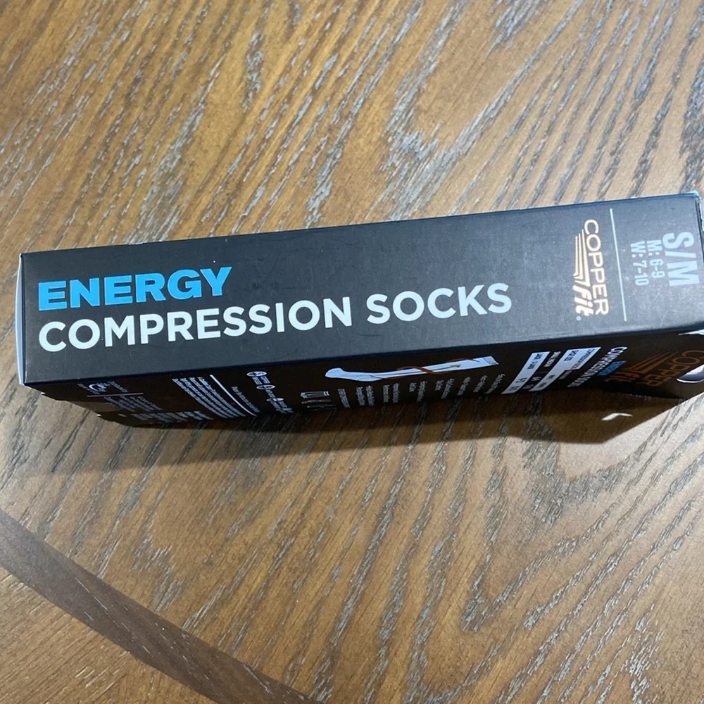 Copper Fit Energy Compression Socks Unisex-2 Pair (Black,S/M Men 6-9/Women 7-10)